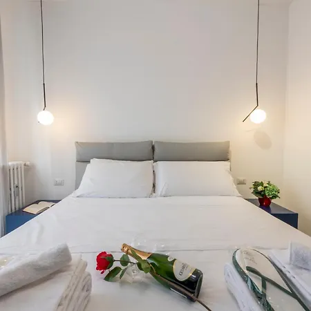 Giambellino, 128 - Al Giambellino, Ampio E Comodo Apartament *