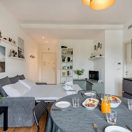 Giambellino, 128 - Al Giambellino, Ampio E Comodo Apartament