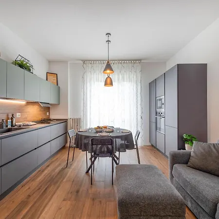 Apartament Giambellino, 128 - Al Giambellino, Ampio E Comodo